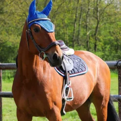 Dance With Him - Tapis de selle marine/ blanc/ rouge