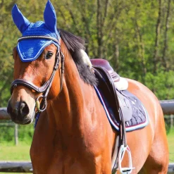 Dance With Him - Tapis de selle marine/ blanc/ rouge