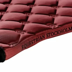 Equestrian Stockholm - Tapis de dressage Soft rouge