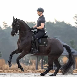 LeMieux - Tapis de dressage Puissance Suede Square noir